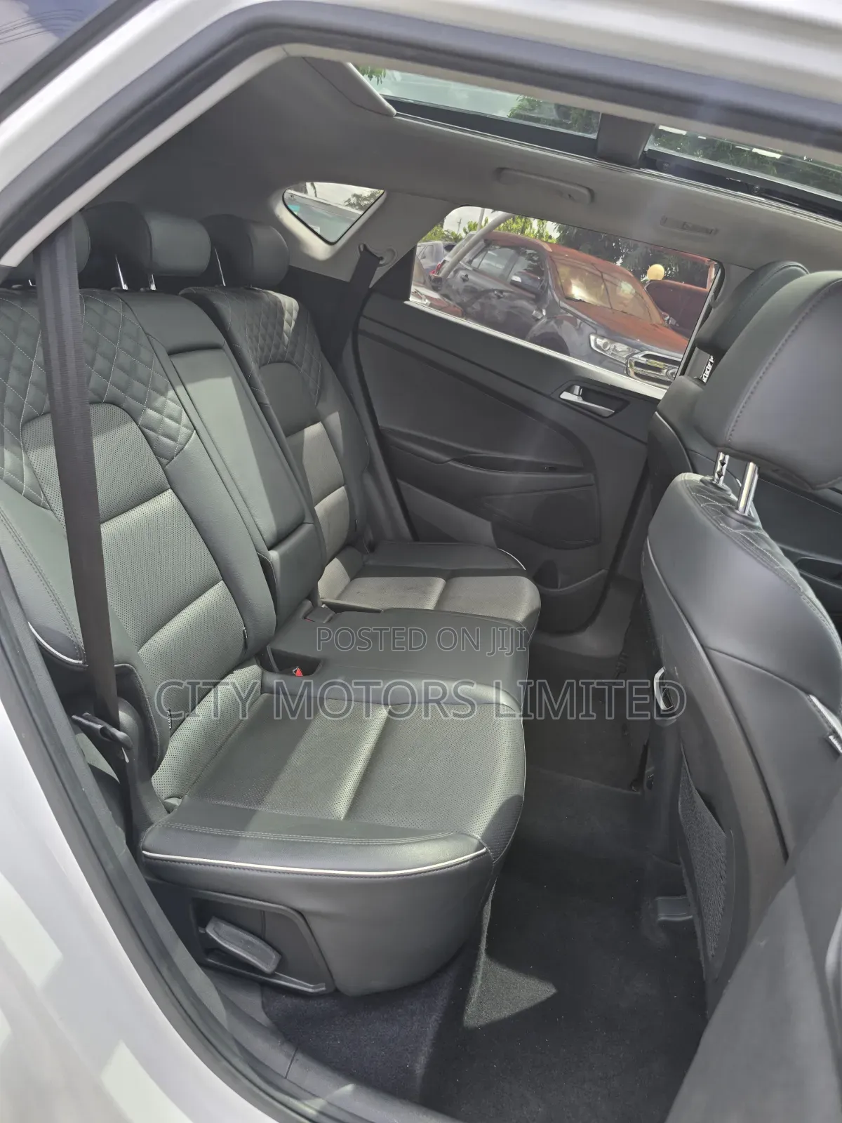 Hyundai Tucson Limited FWD 2019 White