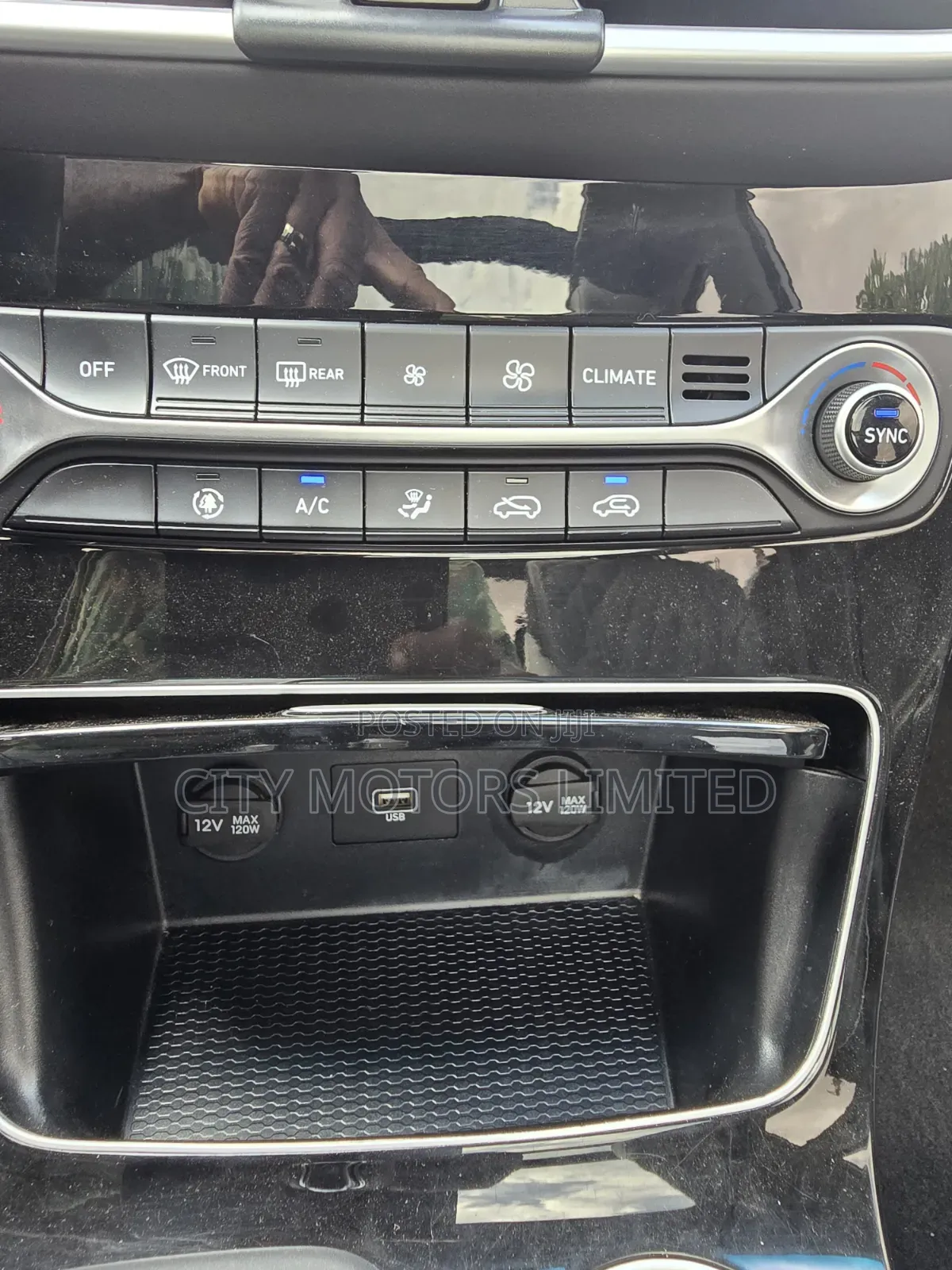 Hyundai Tucson Limited FWD 2019 White