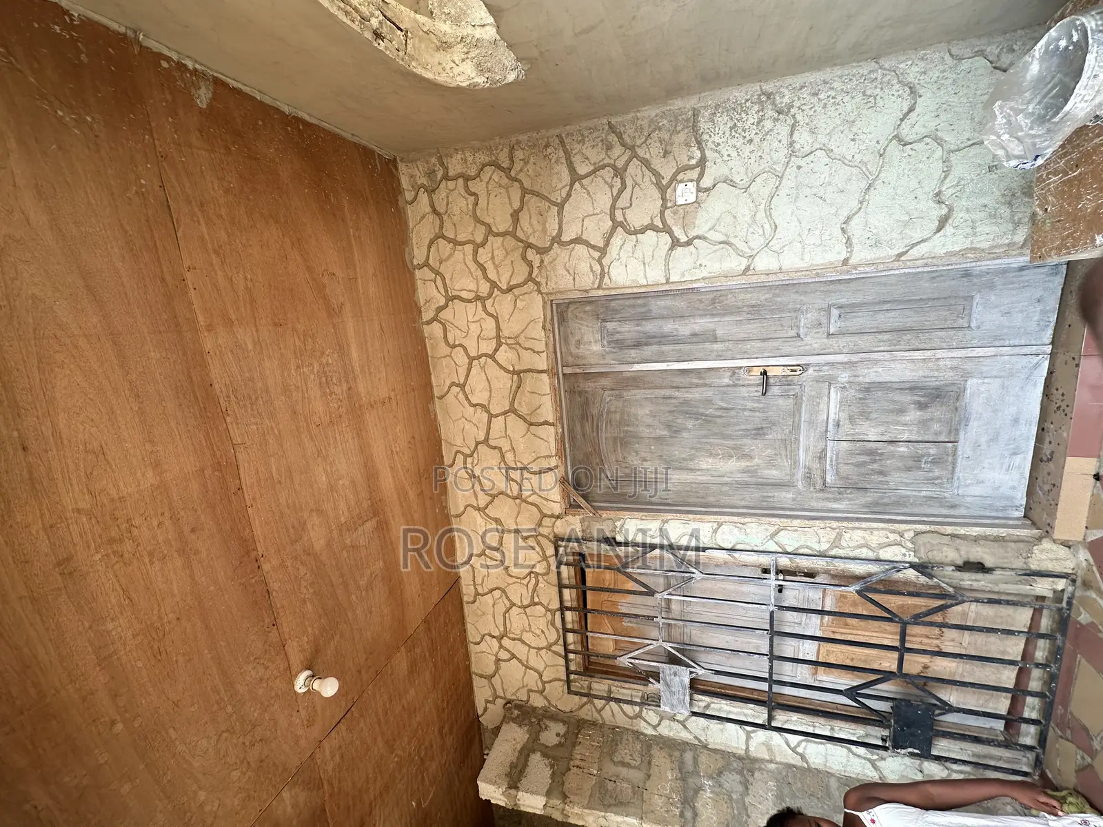 3bdrm House in Dr Jesus, Kasoa for sale