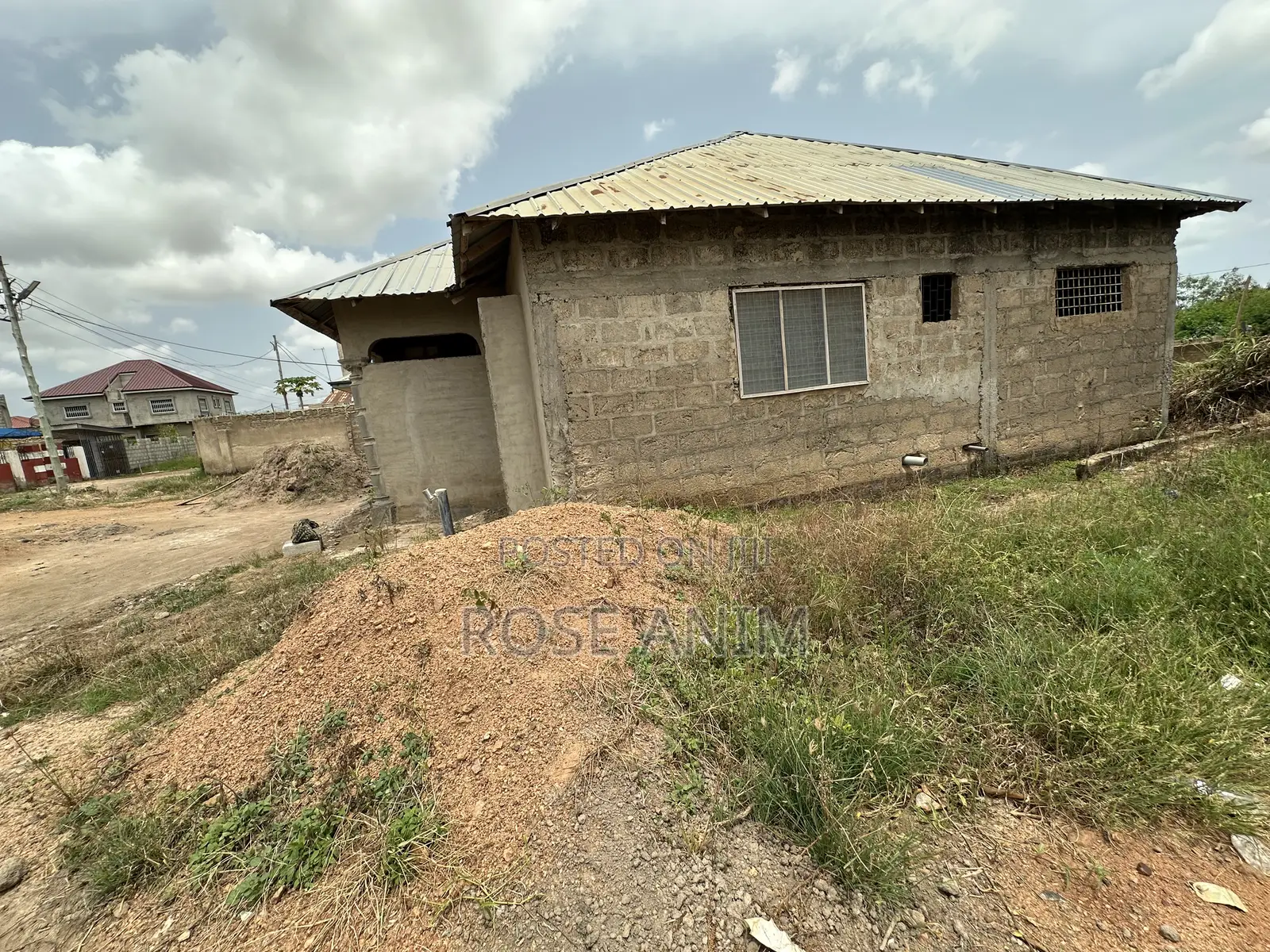 3bdrm House in Dr Jesus, Kasoa for sale