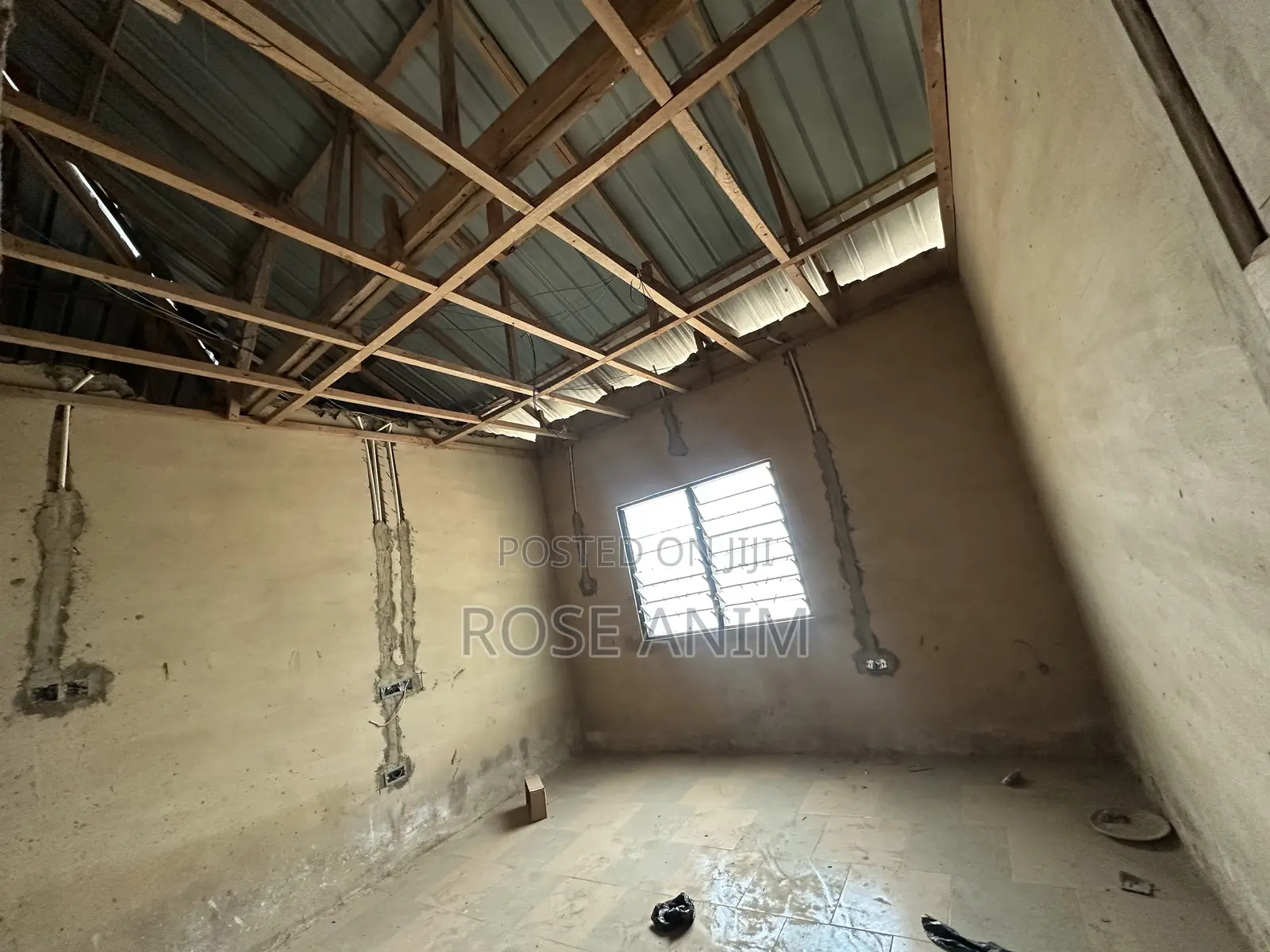3bdrm House in Dr Jesus, Kasoa for sale