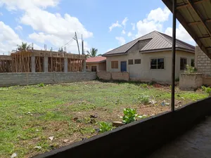First- Choice Land - Tema Community 22 Annex