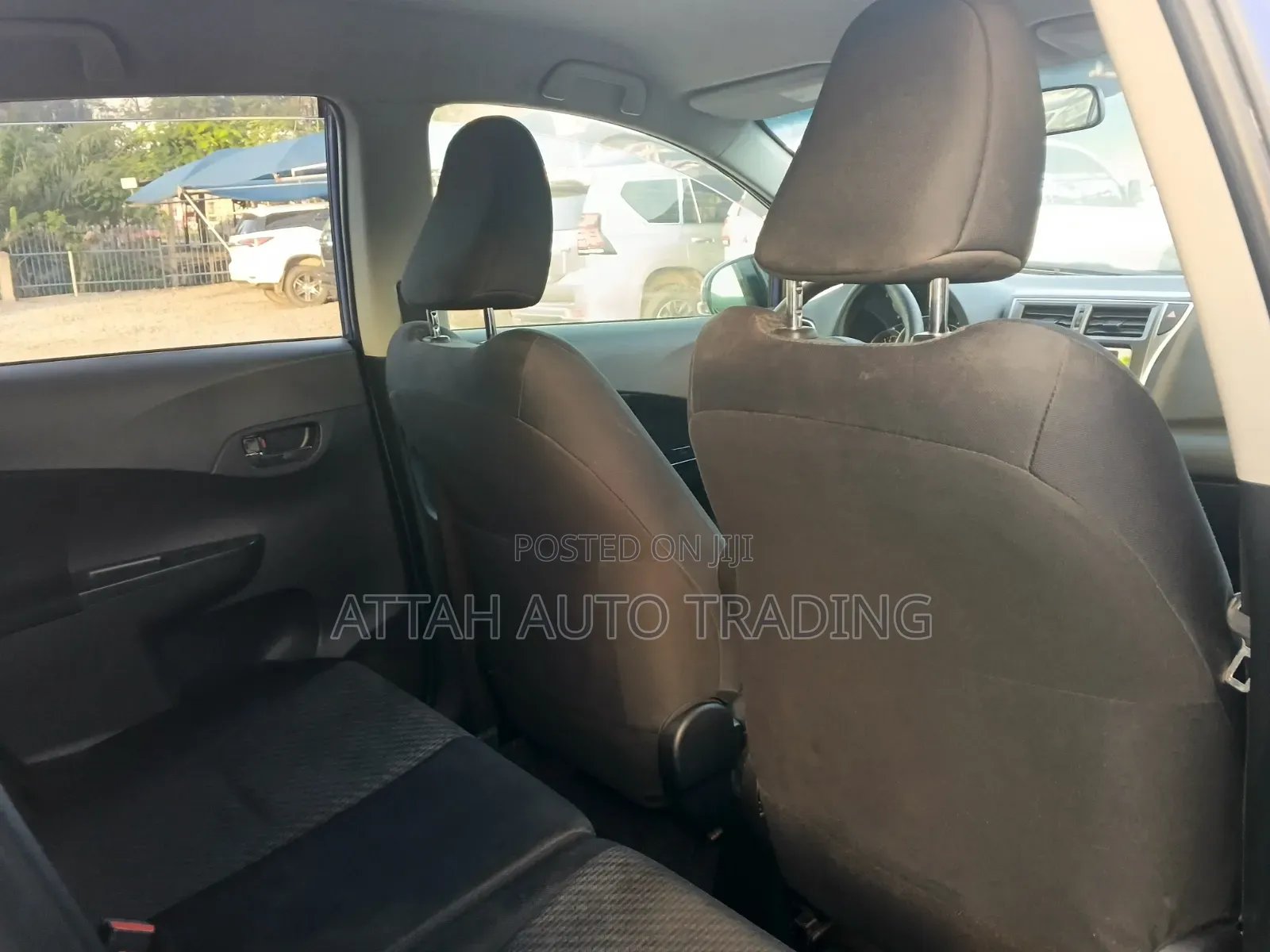 Toyota Ractis 2015 Blue