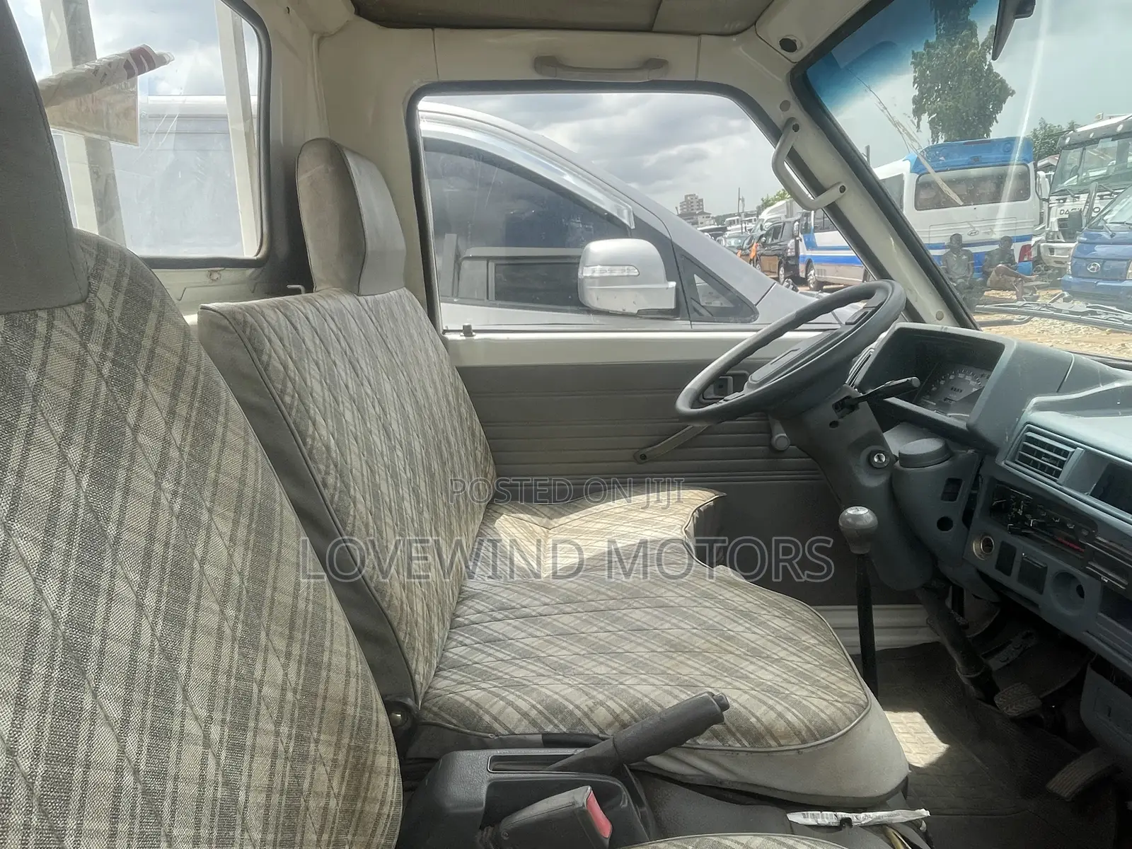 Mazda Washu 2006 White