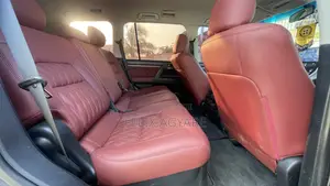 Toyota Land Cruiser 2014 Gray
