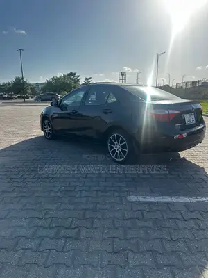 Toyota Corolla 2016 Black