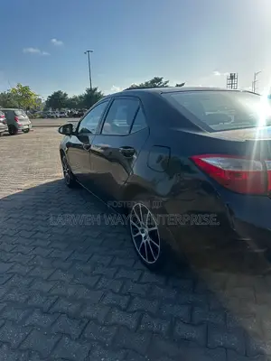 Toyota Corolla 2016 Black