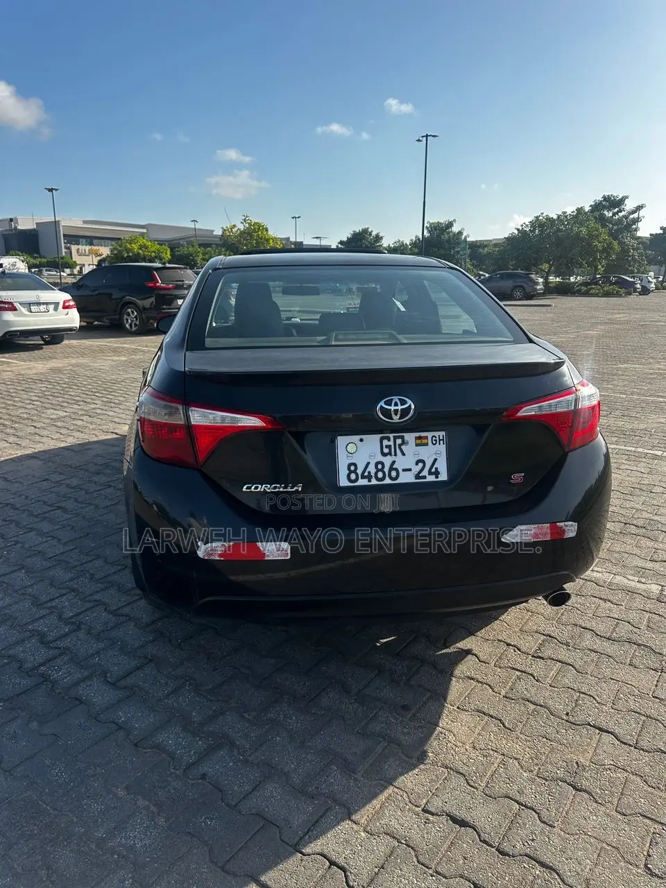 Toyota Corolla 2016 Black