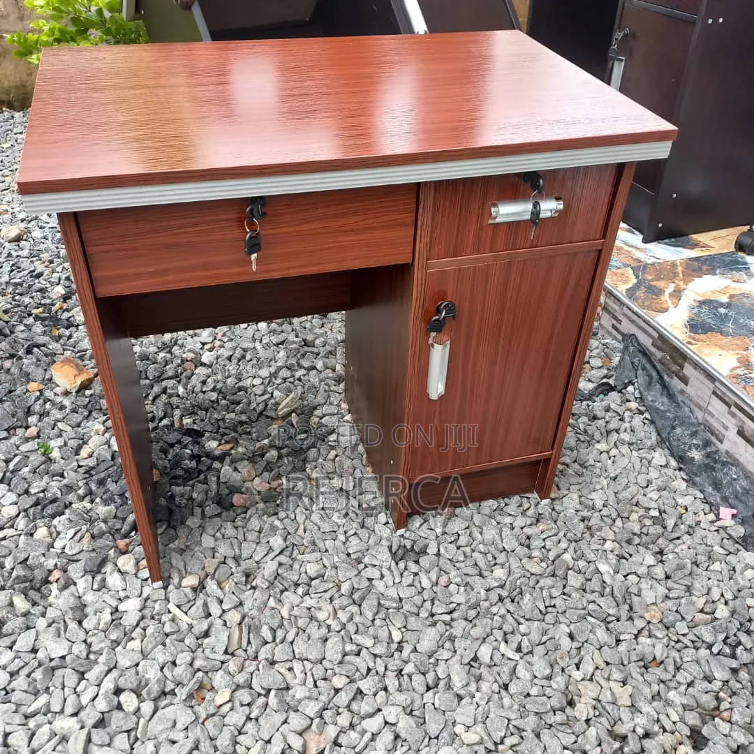 Potable Office Desk