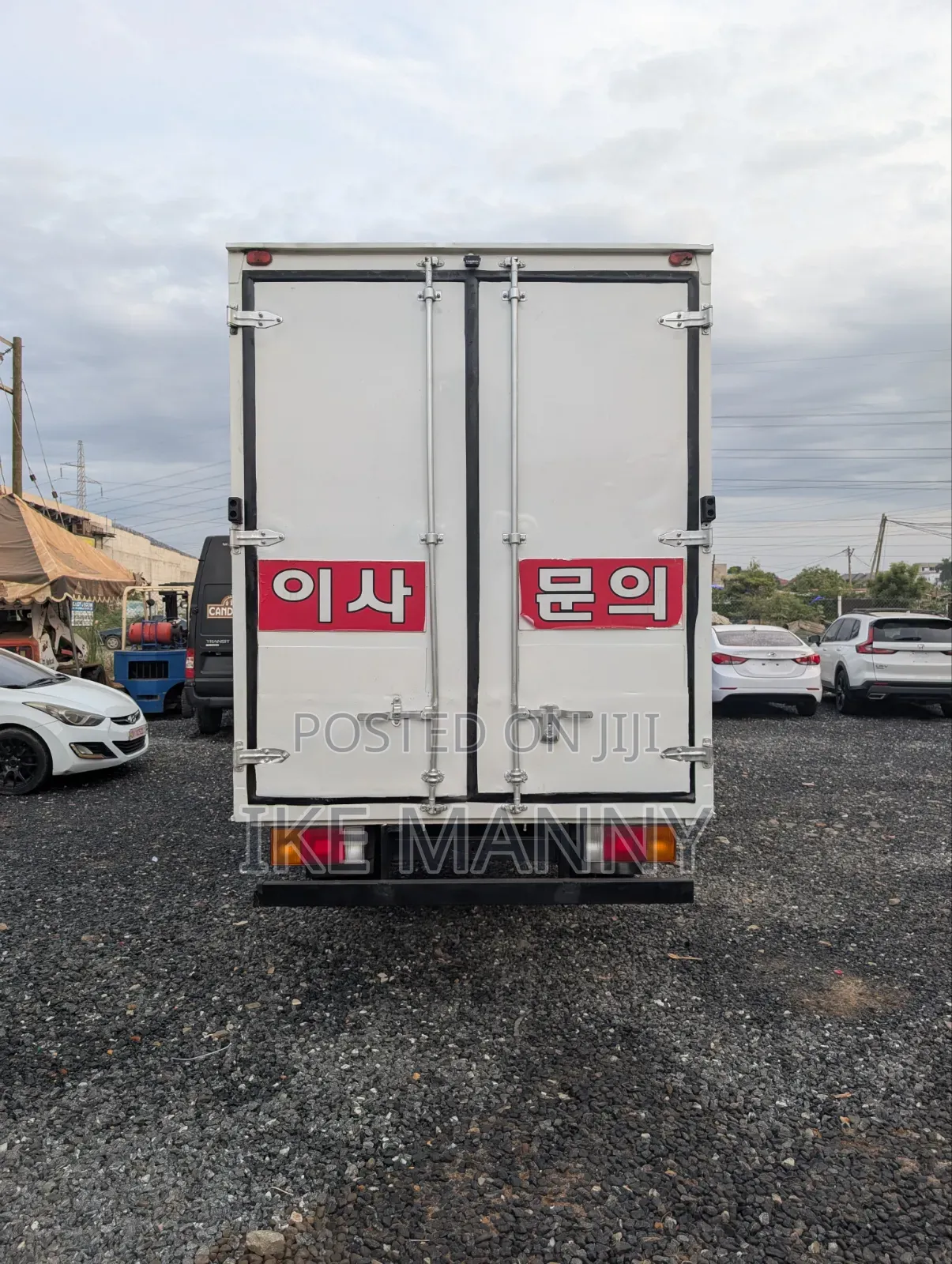 Hyundai Mighty Container