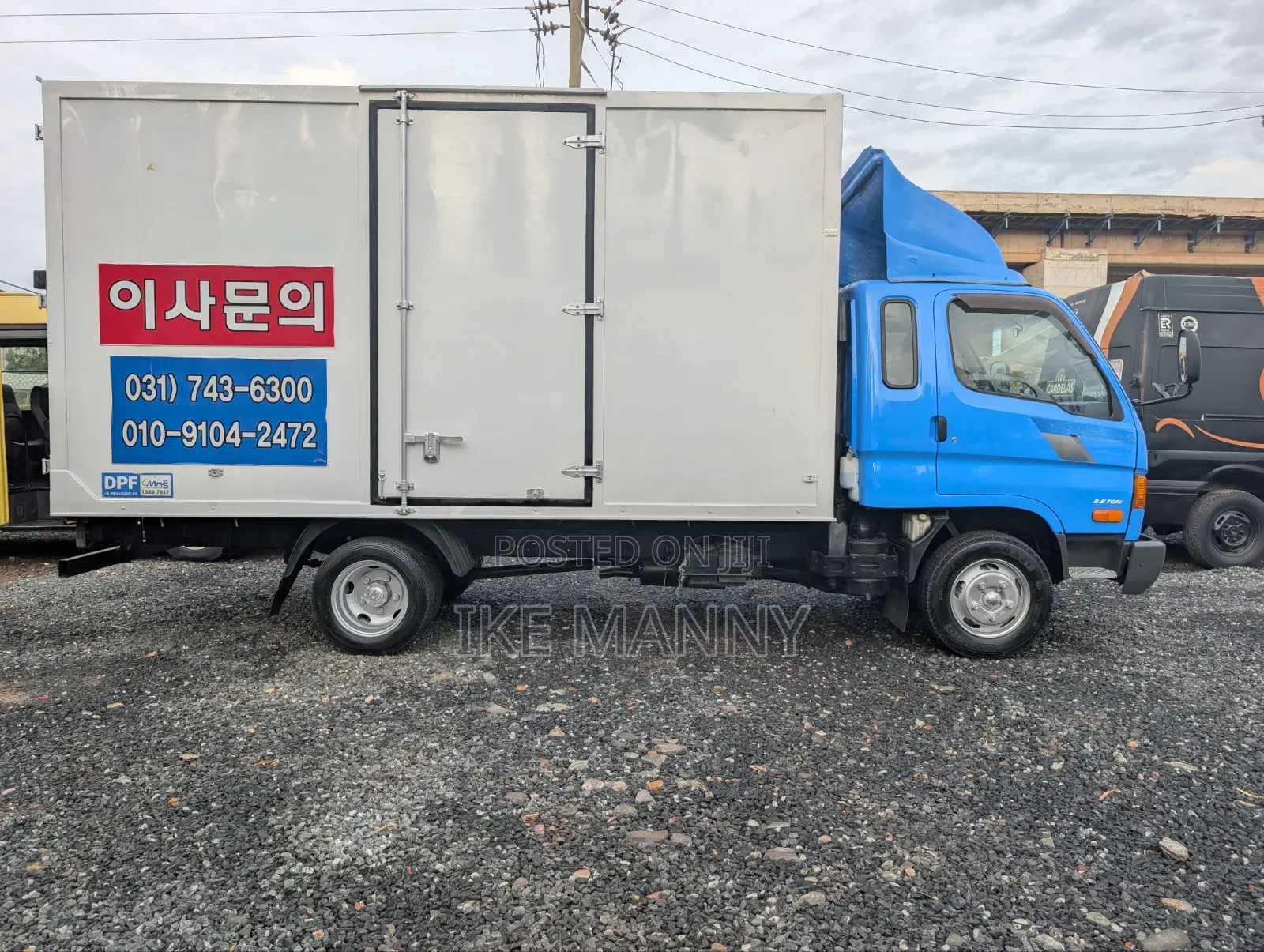 Hyundai Mighty Container