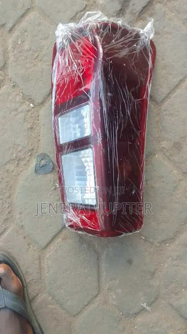 Isuzu D-Max Tail Light Pair.
