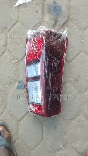 Isuzu D-Max Tail Light Pair.