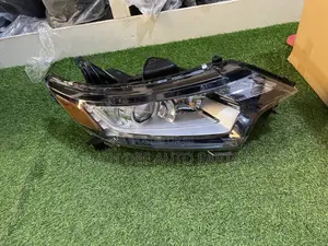 Outlander, 2018, 2019, 2020, 2021 Headlight Single Yolk