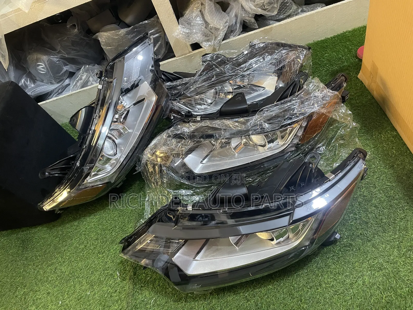Outlander, 2018, 2019, 2020, 2021 Headlight Single Yolk
