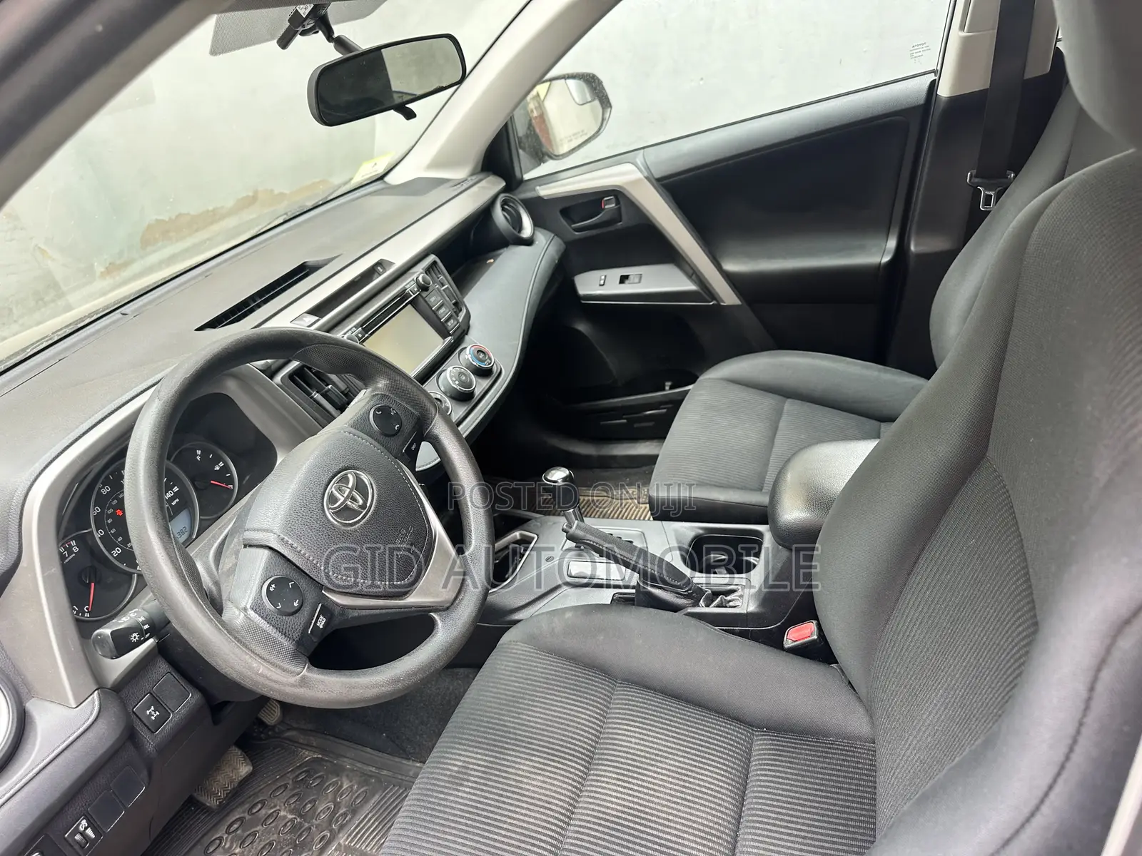 Toyota RAV4 2017