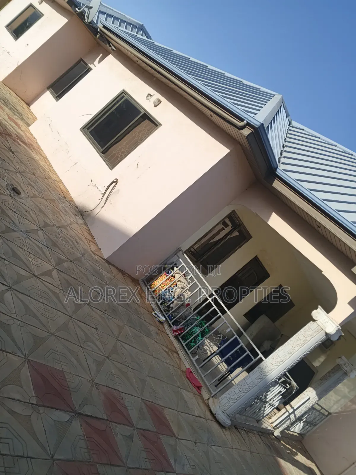 4bdrm House in Oyarifa, Ghana Flag for rent