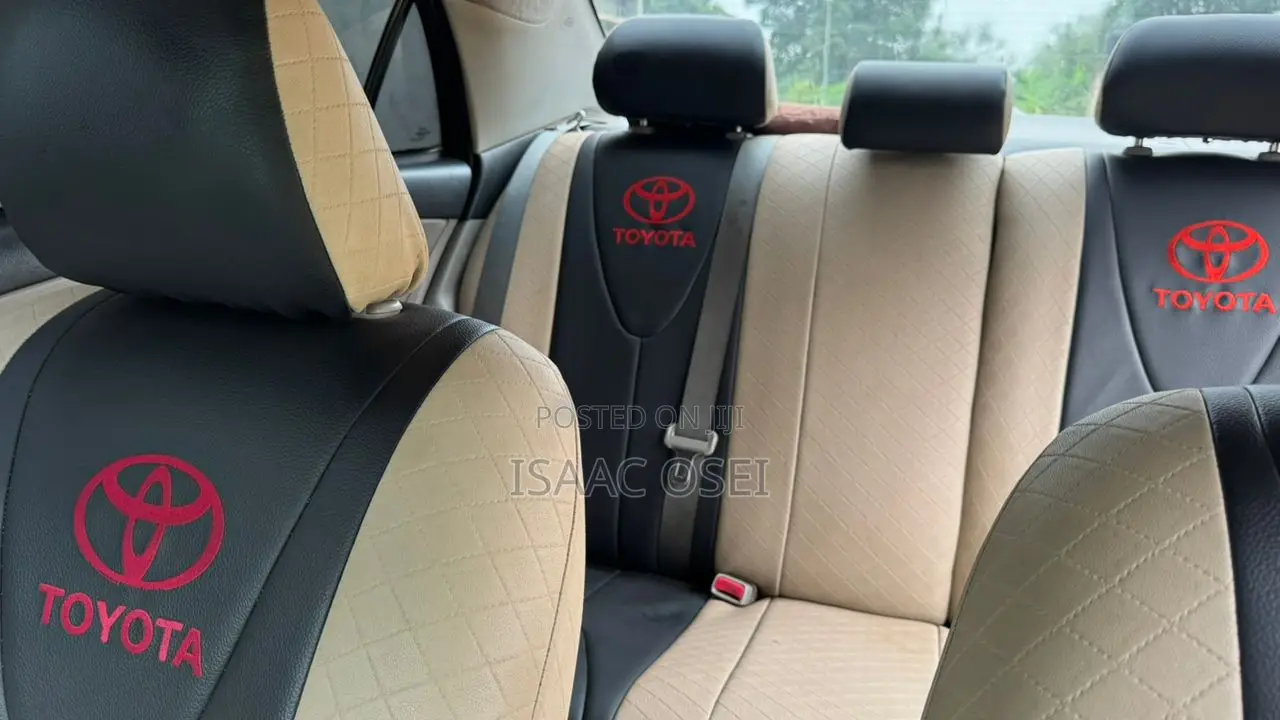 Toyota Corolla LE Special Edition 4dr Sedan (1.8L 4cyl 4A) 2013 Brown