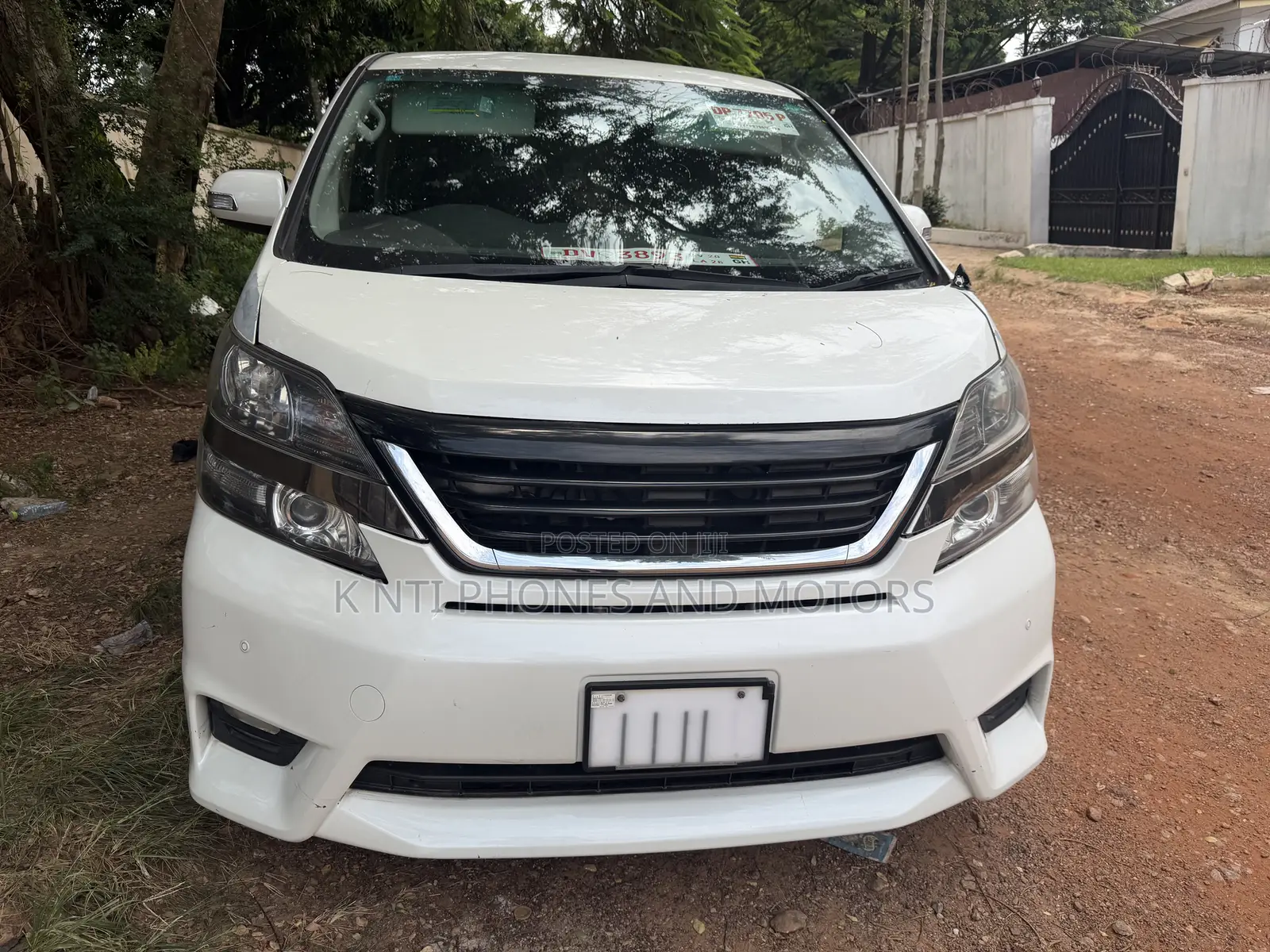 Toyota Voxy 2015 White