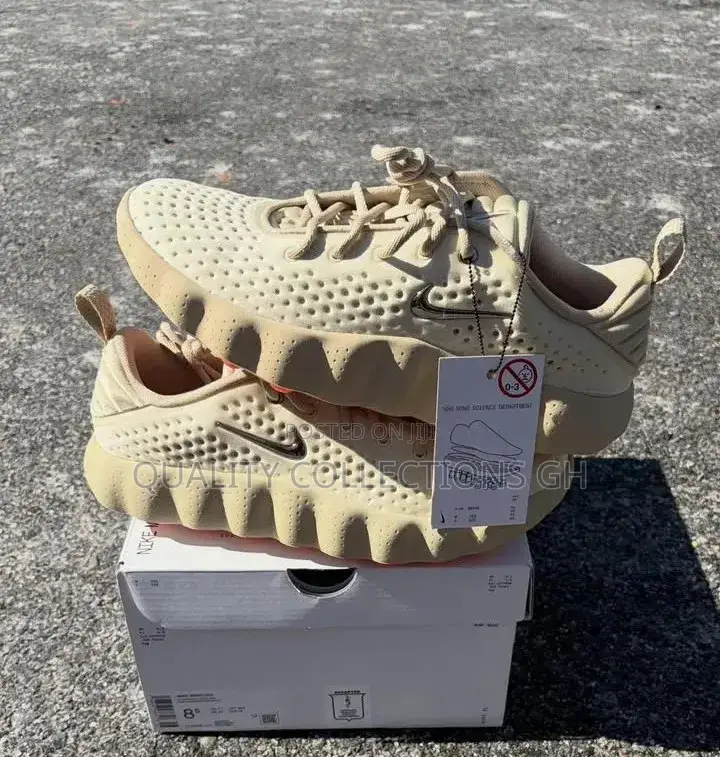 Nike Mind 002 Light Khaki