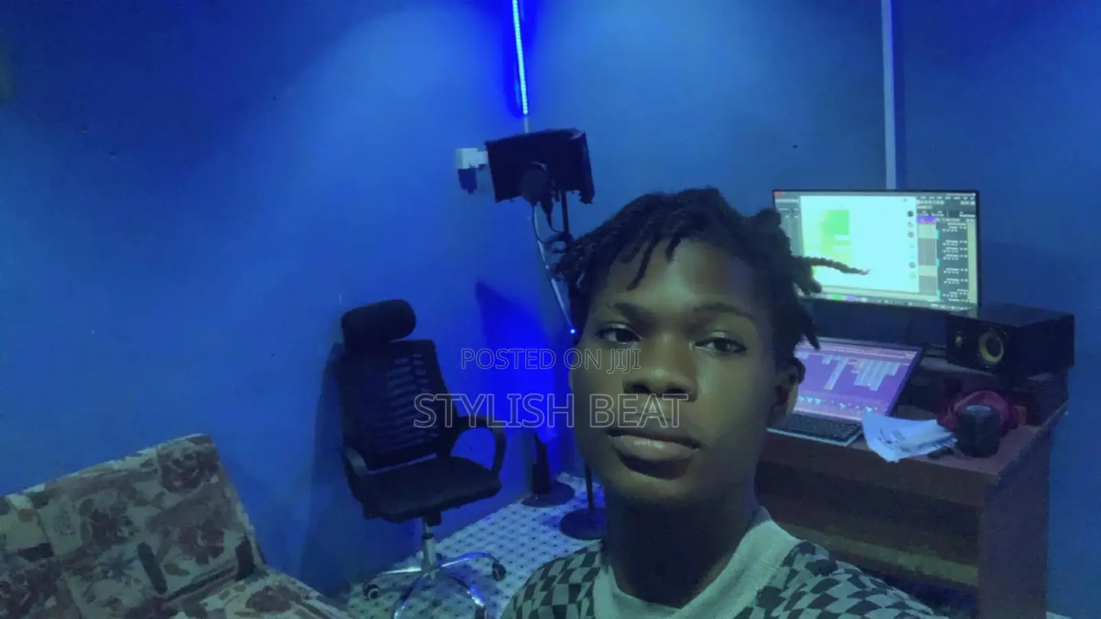 Studio Part-Time Job