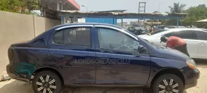 Toyota Echo 2001 Blue