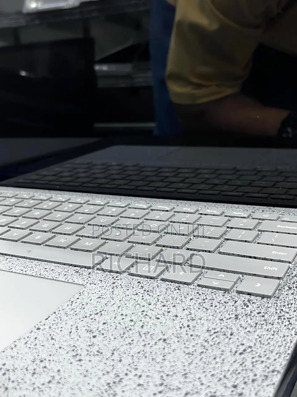 New Laptop Microsoft Surface 2 8GB Intel Core i5 HDD+SSD 256GB