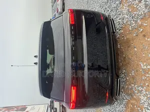 Land Rover Range Rover 2024 Black