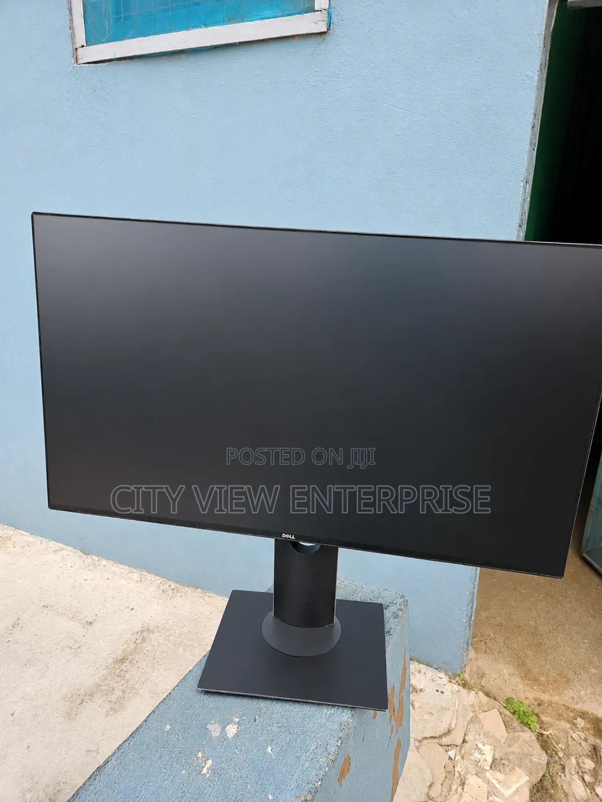 Dell Ultra Sharp U2417h Monitor