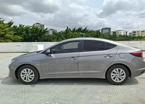Hyundai Elantra SE 2020 Gray