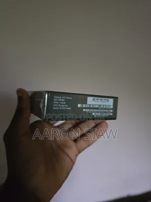New Samsung Galaxy S22 Ultra 5G 128 GB
