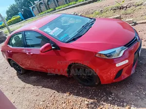 Toyota Corolla 2016 Red