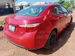 Toyota Corolla 2016 Red