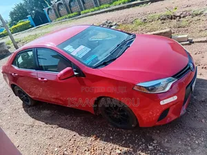 Toyota Corolla 2016 Red