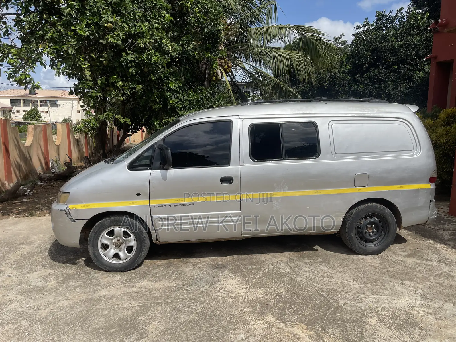 Hyundai H1 1998 Silver