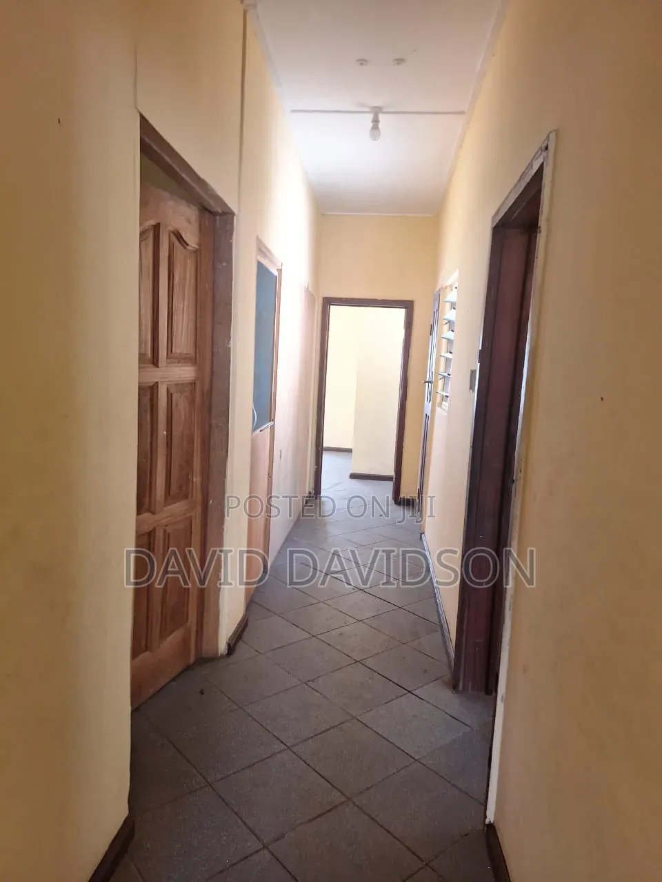 2bdrm Mansion in 2 Bedroom Self, Tema Metropolitan for rent