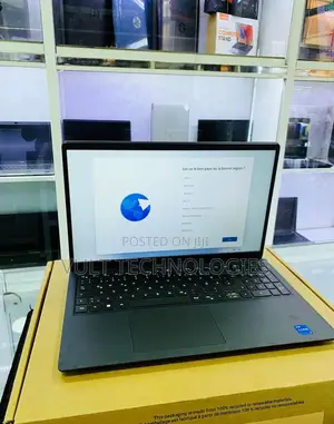 New Laptop Dell 8GB Intel Core i5 SSD 512GB