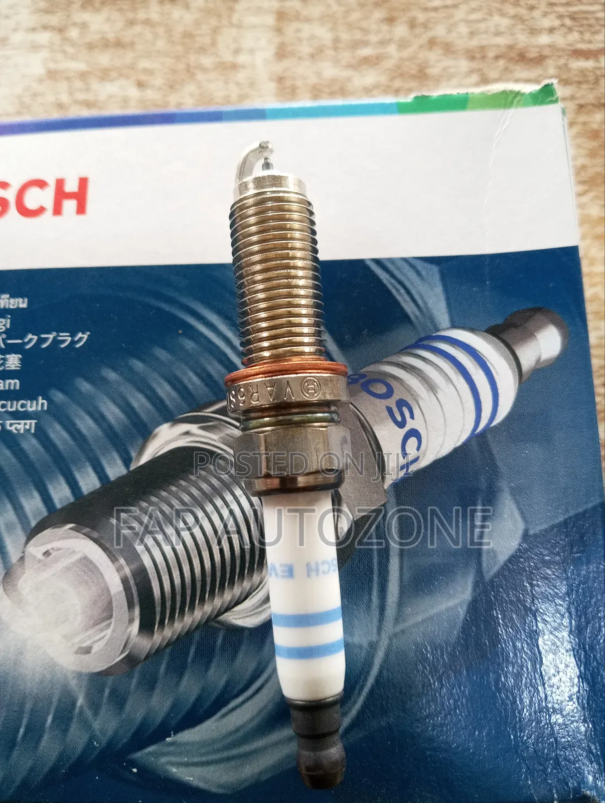01195. Original Bosch Spark Plugs for Various Cars Imported From Usa