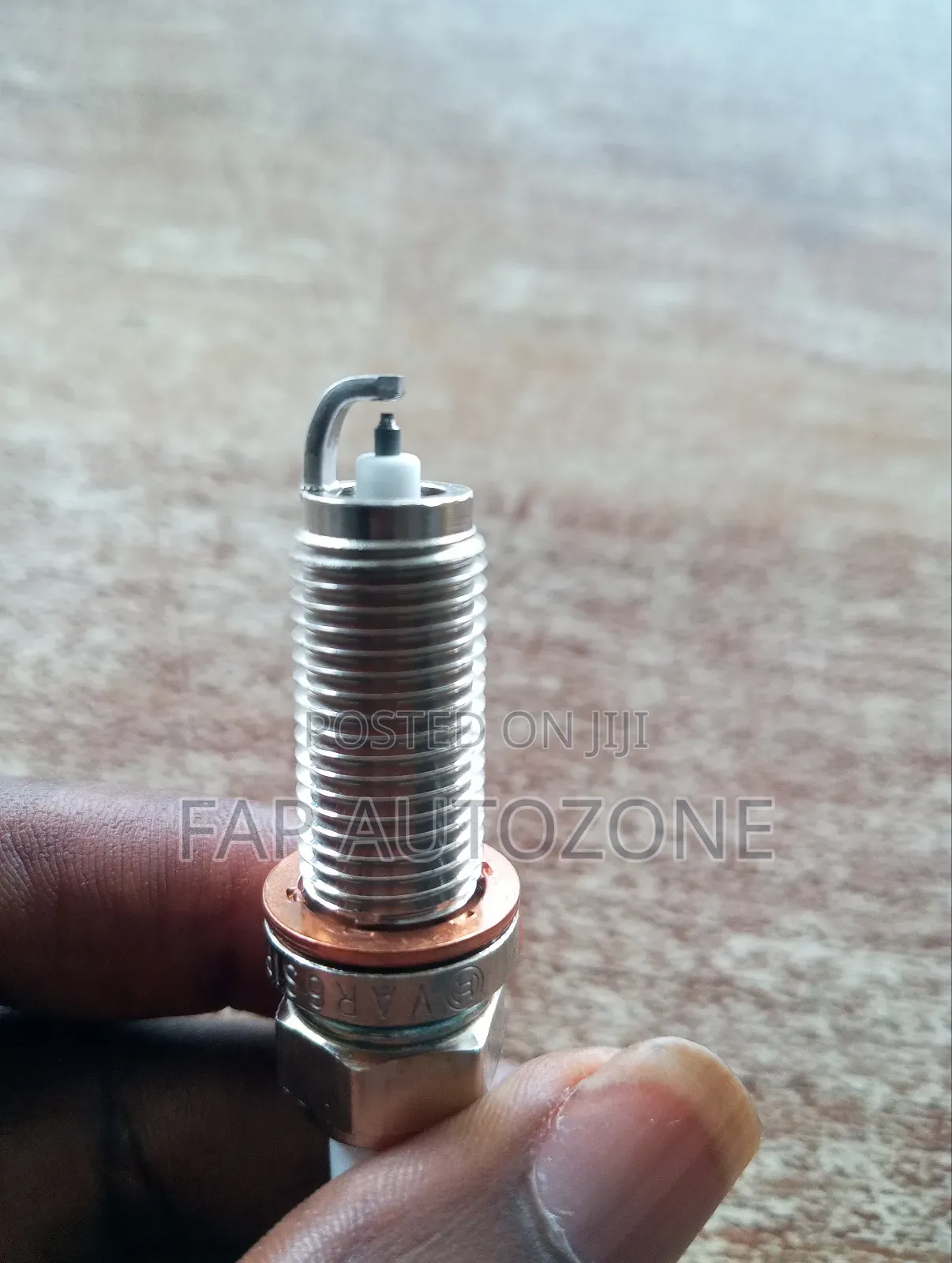 01195. Original Bosch Spark Plugs for Various Cars Imported From Usa