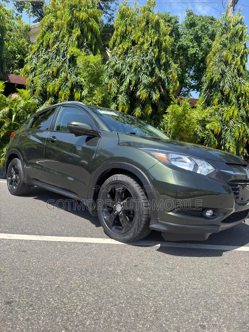 Honda HR-V 4dr SUV (1.5L 4cyl CVT) 2016 Green