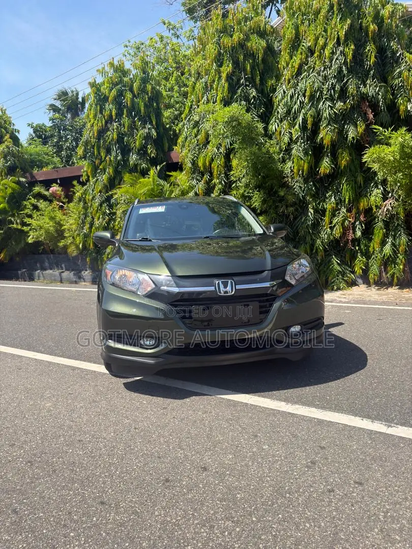 Honda HR-V 4dr SUV (1.5L 4cyl CVT) 2016 Green