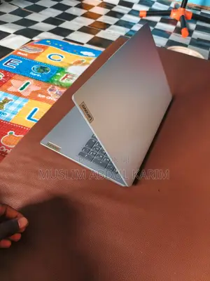 New Laptop Lenovo IdeaPad 1 8GB Intel SSD 256GB