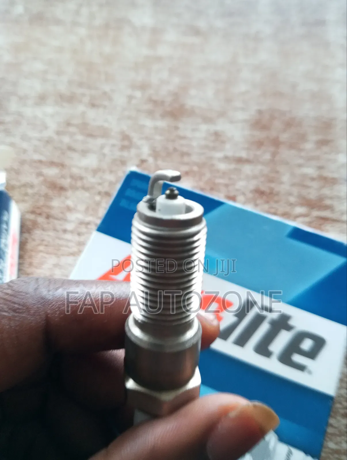 10699. Original Autolite Spark Plugs for Many Cars From Usa