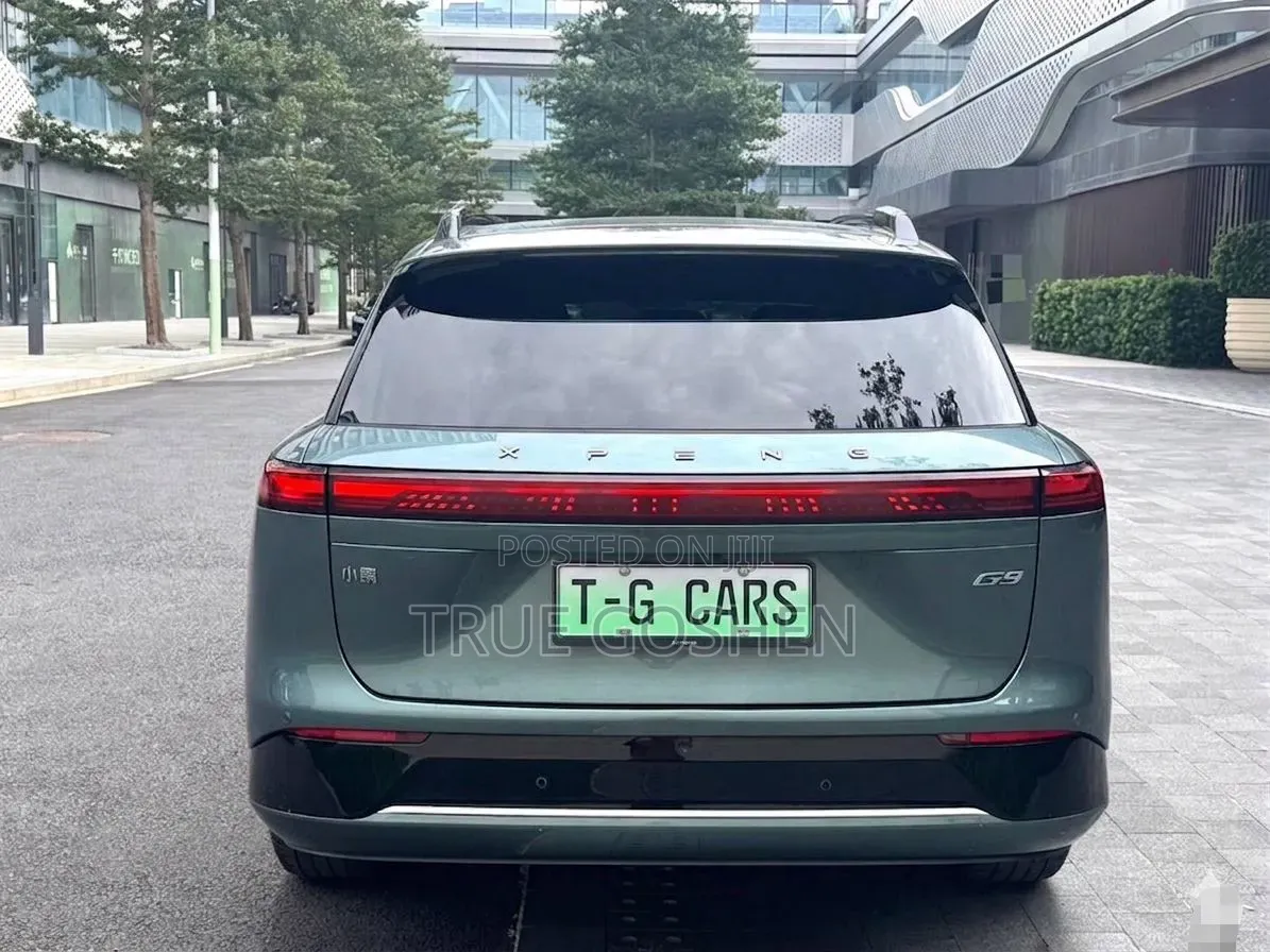XPeng G9 EV AWD 2023 Green