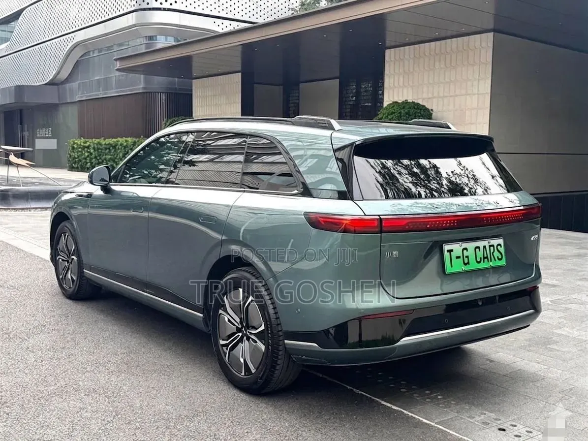 XPeng G9 EV AWD 2023 Green