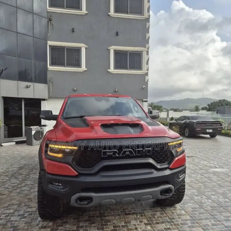 RAM 1500 TRX Crew Cab 4WD SB 2023 Red