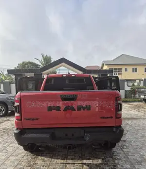 RAM 1500 TRX Crew Cab 4WD SB 2023 Red