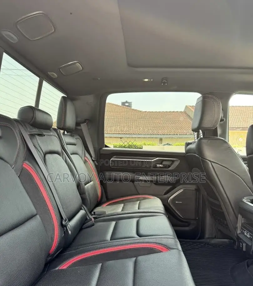 RAM 1500 TRX Crew Cab 4WD SB 2023 Red