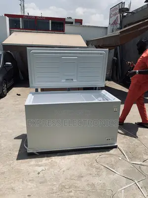 Best Buy for Less 418l Chest Freezer Midea