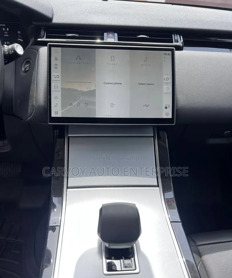 Land Rover Range Rover Velar Dynamic HSE 2024 Black